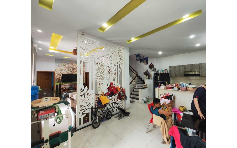 Bán biệt thự lô gốc 2 MT KDC Him Lam Phú Đông, 12.5x17m chỉ 13 tỷ